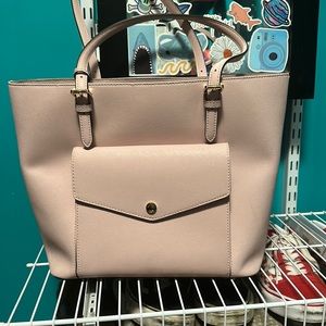 micheal lora purse ,pink barely used